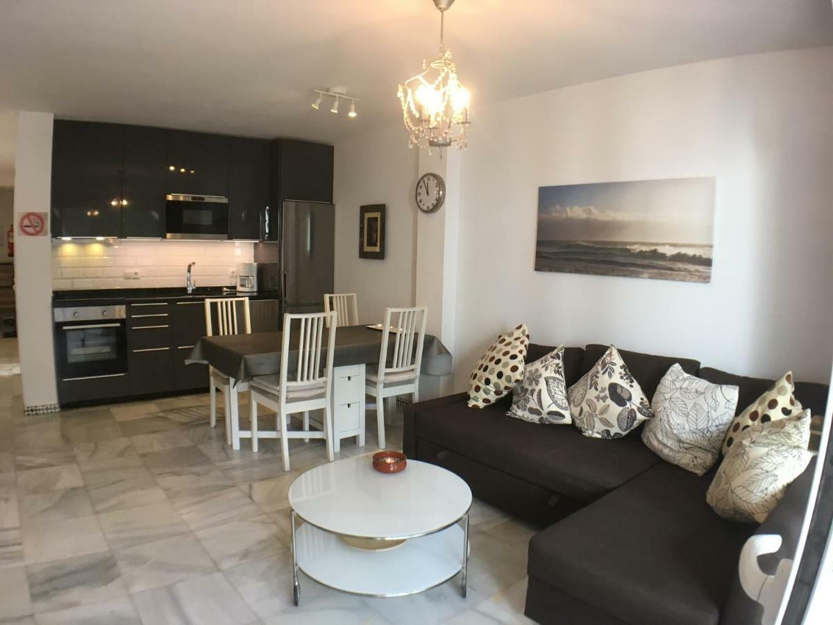 Rio Marina Apartment Nerja Extérieur photo